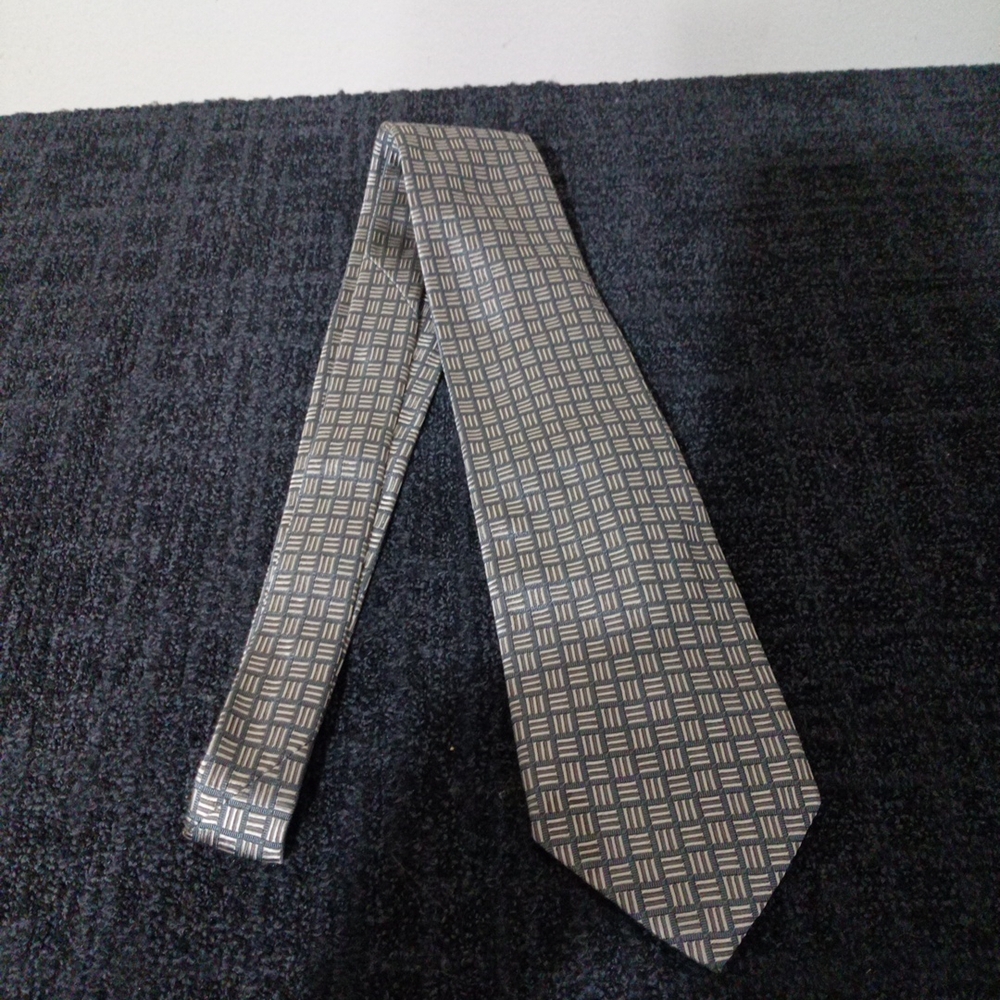Men's Gray Geometric Pattern Tie - image 1